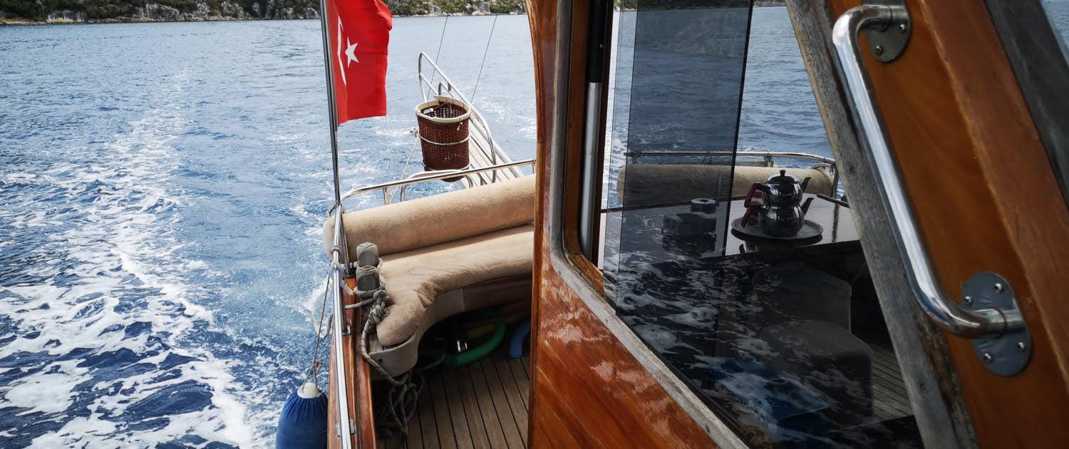 Nuray Boat Backside
